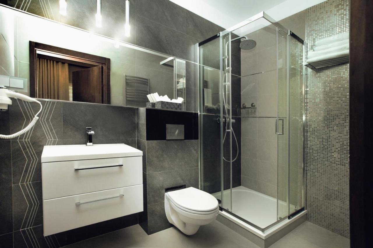 Hotel Inter Биеланы Вроцлавские Экстерьер фото
