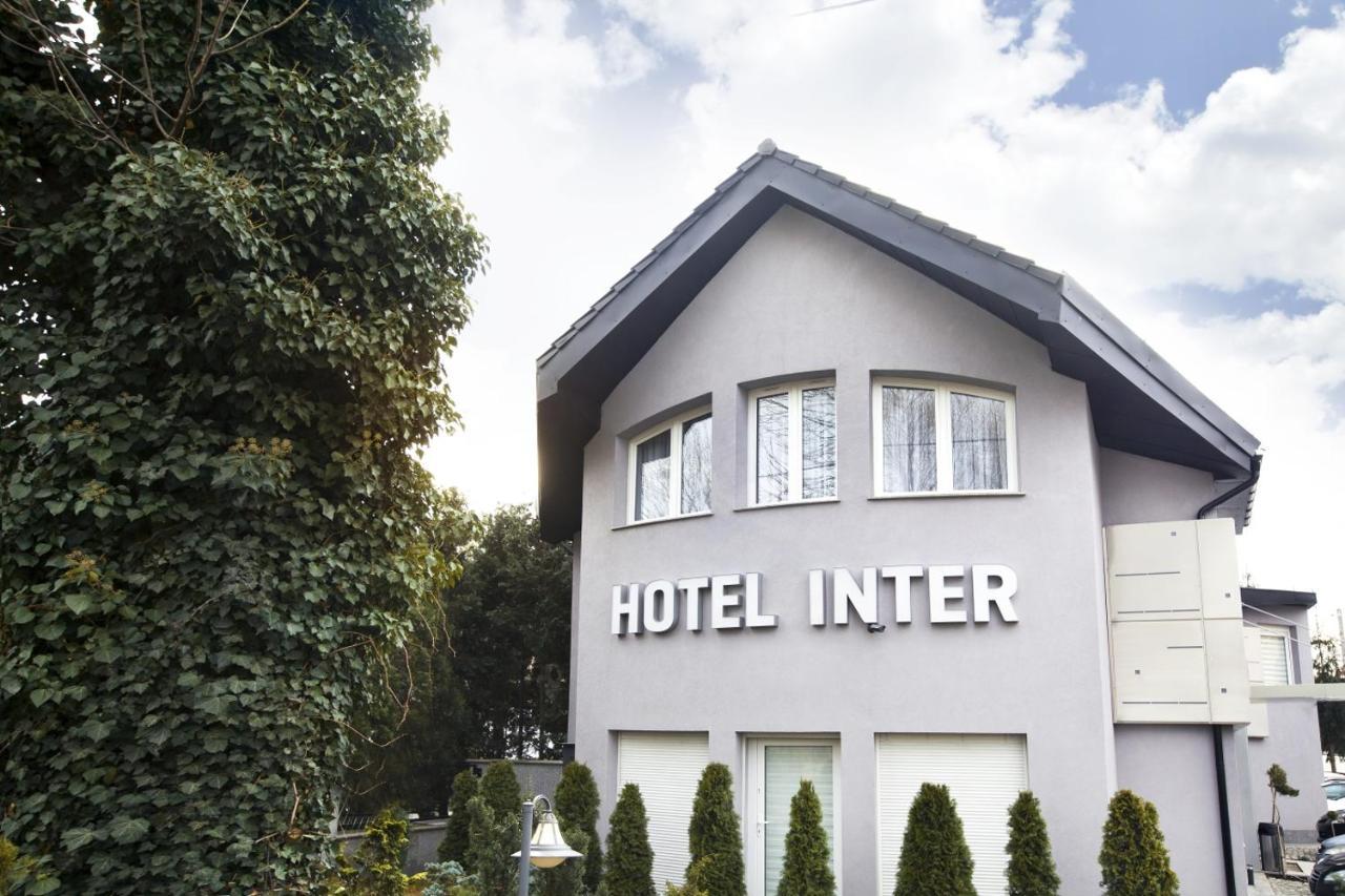 Hotel Inter Биеланы Вроцлавские Экстерьер фото